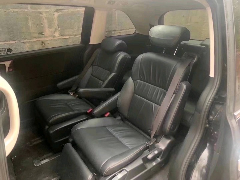 青岛17年本田艾力绅5