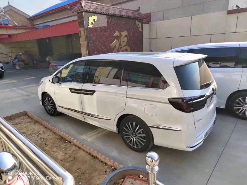 邢台22年本田艾力绅8