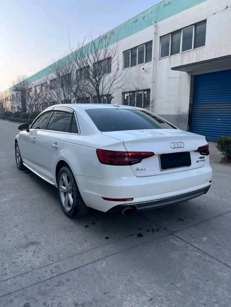 徐州17年奥迪A4L7