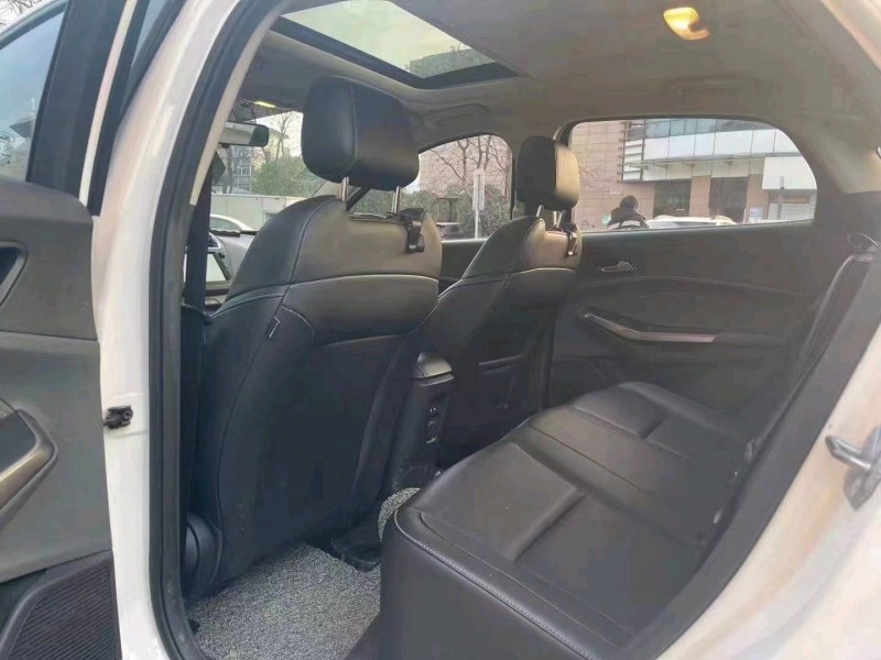 嘉兴18年福特福睿斯9