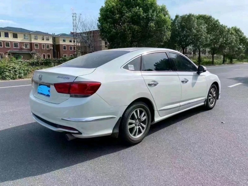 嘉兴18年本田思铂睿5