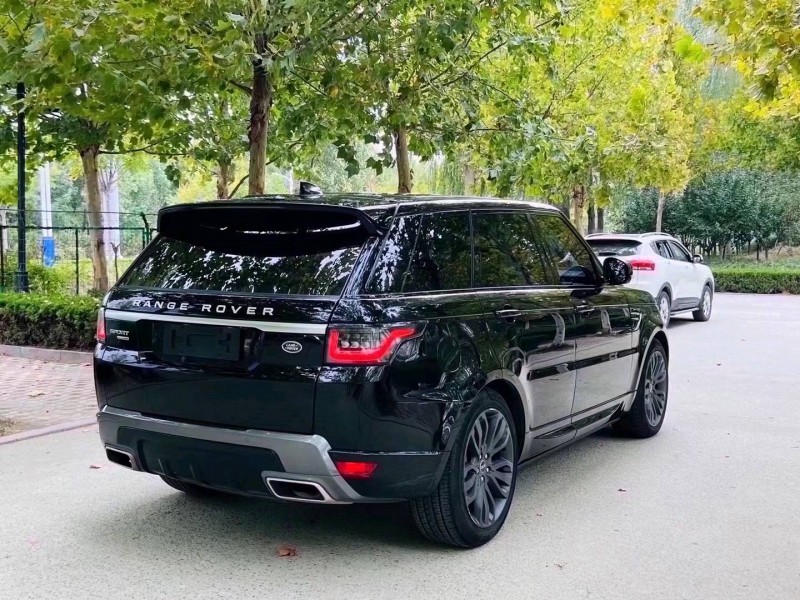 聊城20年路虎揽胜运动2