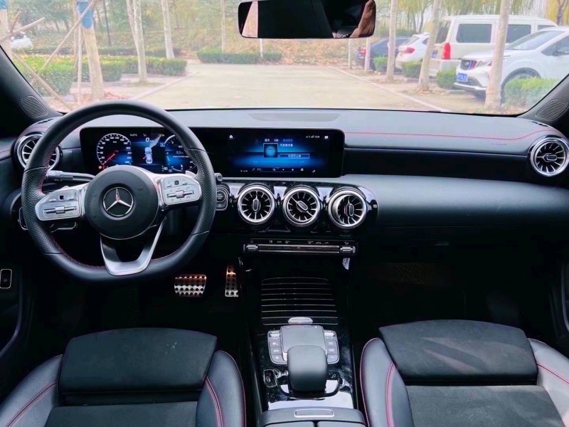 聊城21年奔驰CLA6