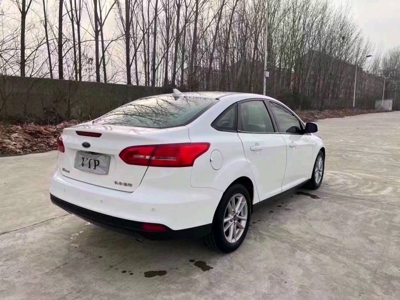 邯郸16年奔驰GLA7