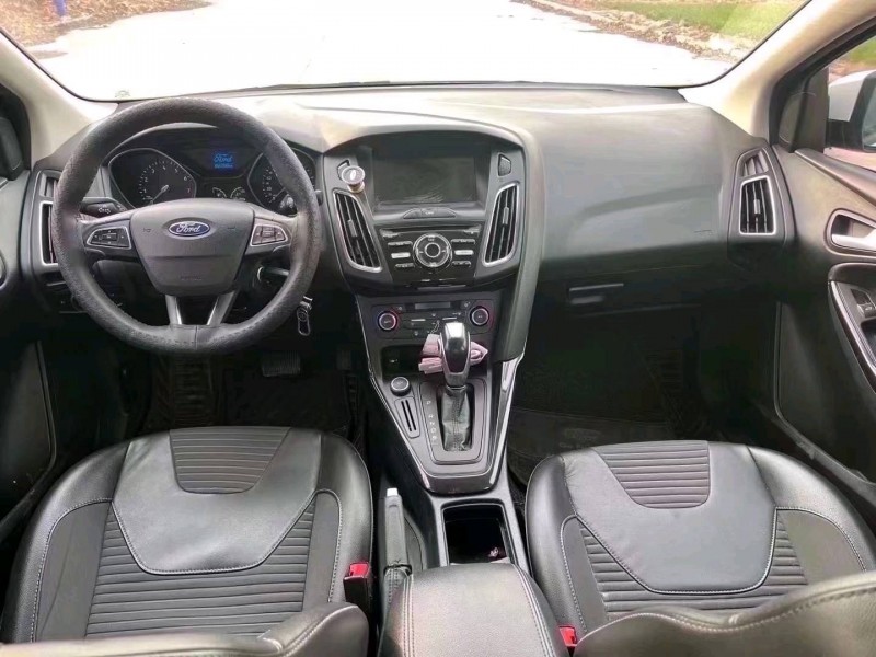 邯郸16年奔驰GLA8