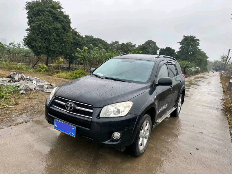 中山10年丰田RAV43