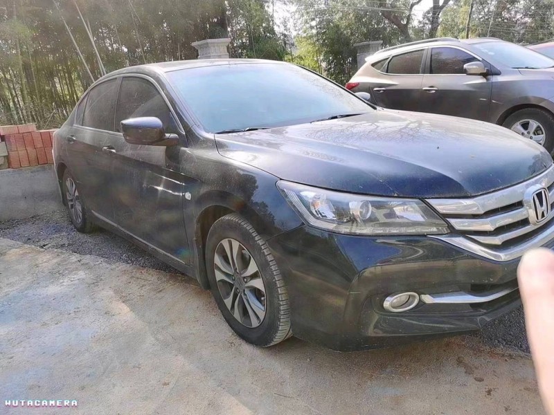 邯郸15年本田雅阁2