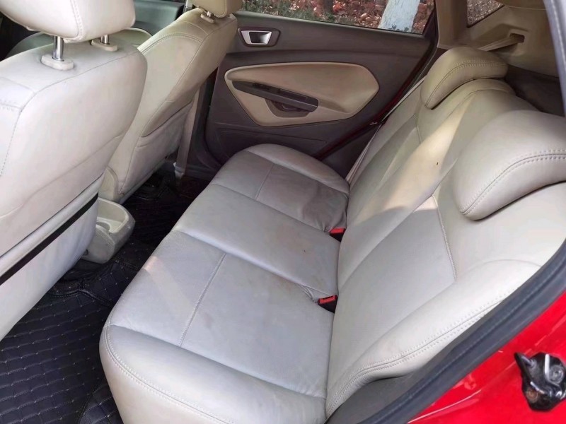 枣庄11年福特嘉年华1