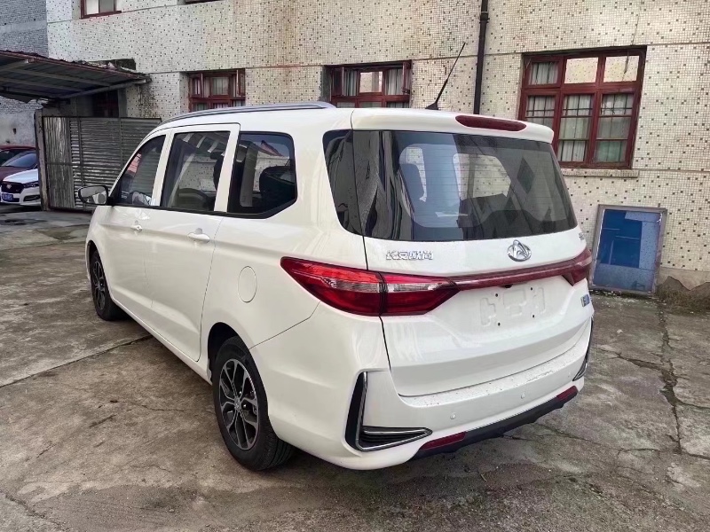 嘉興22年長安汽車歐尚4