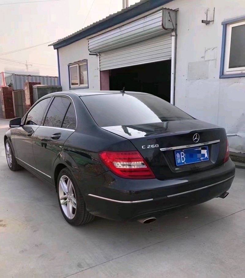 东营13年奔驰C6