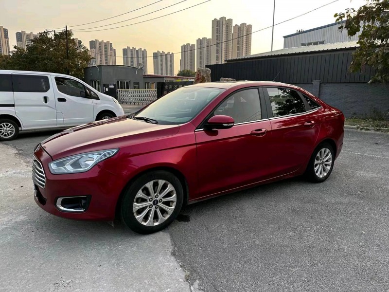 沈阳16年福特福睿斯3