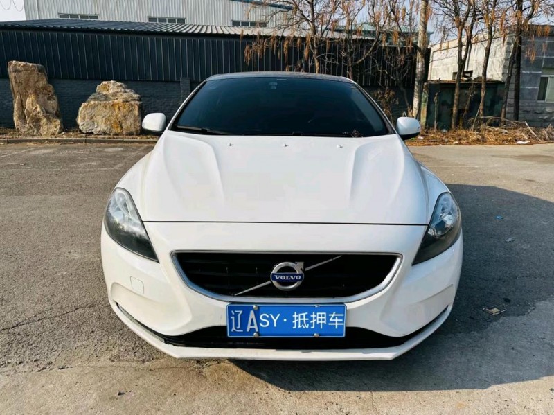 沈阳13年沃尔沃V401