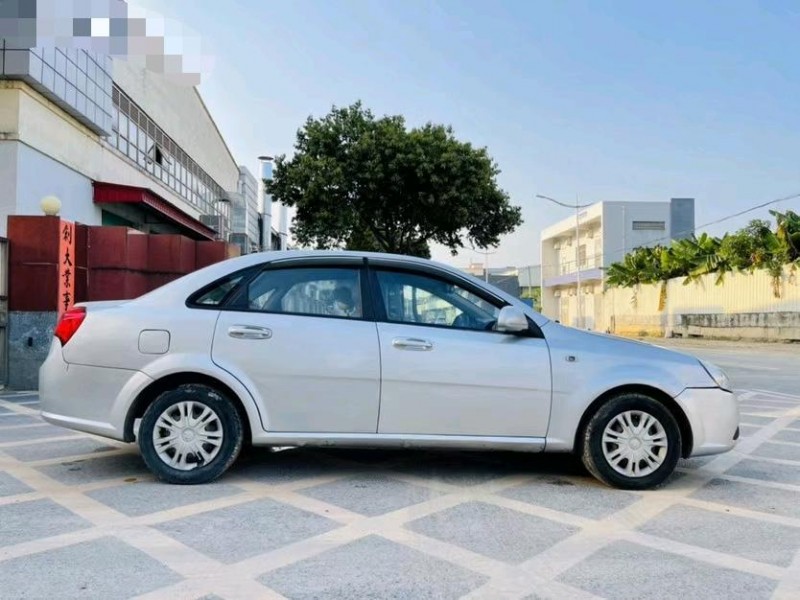 东莞13年别克凯越3