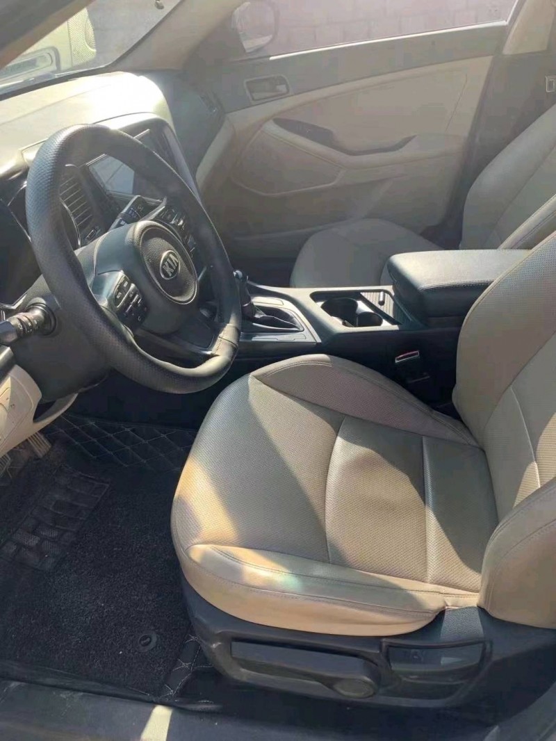 济南17年起亚K58