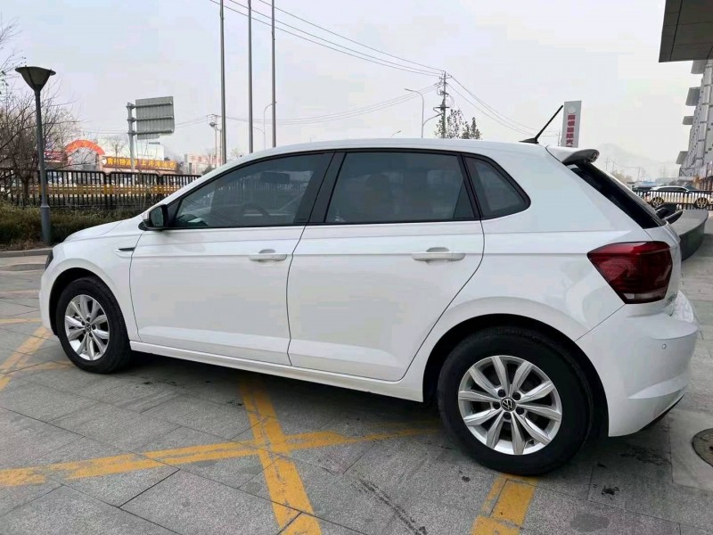 济宁22年大众polo7