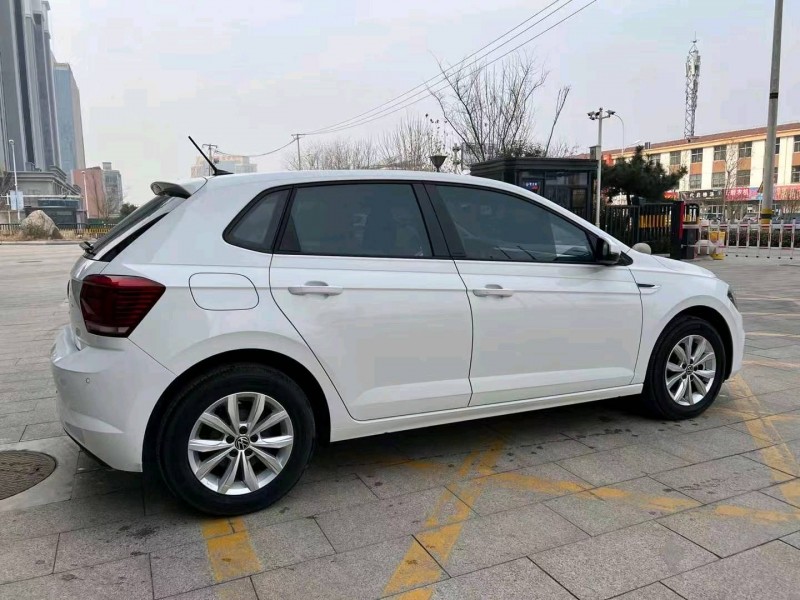 济宁22年大众polo8