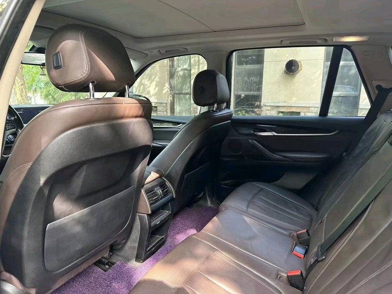 济南14年宝马X54