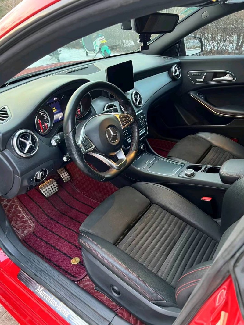 邢台18年奔驰CLA5