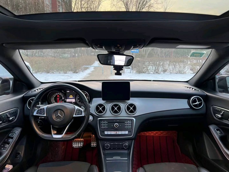 邢台18年奔驰CLA8