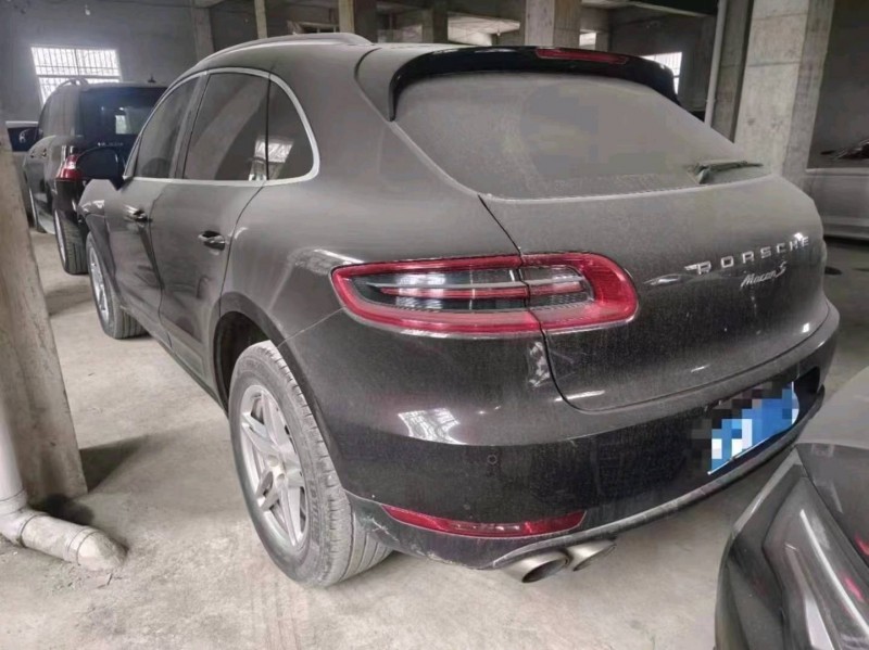 宜春17年保时捷Macan7