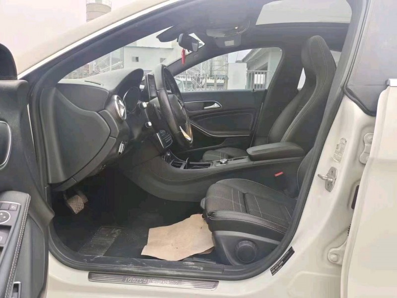 枣庄16年奔驰CLA7