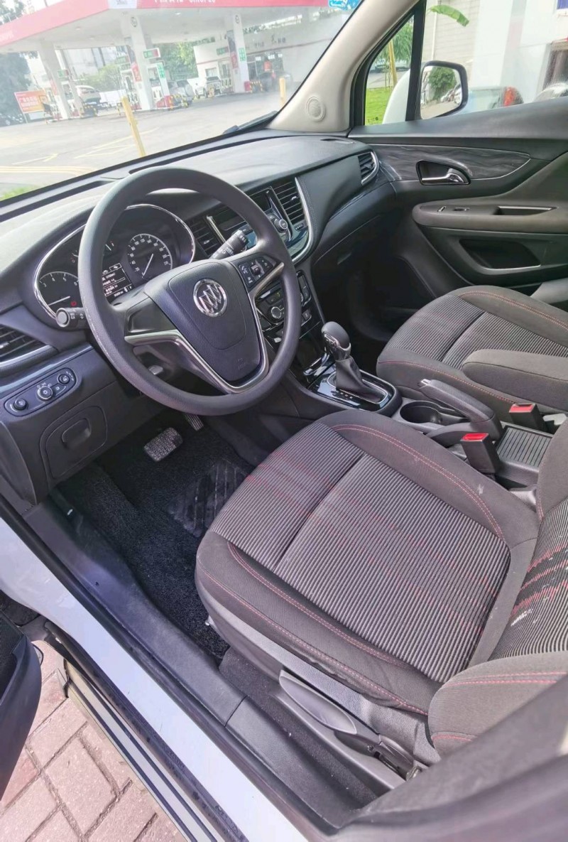 东莞17年别克昂科拉6