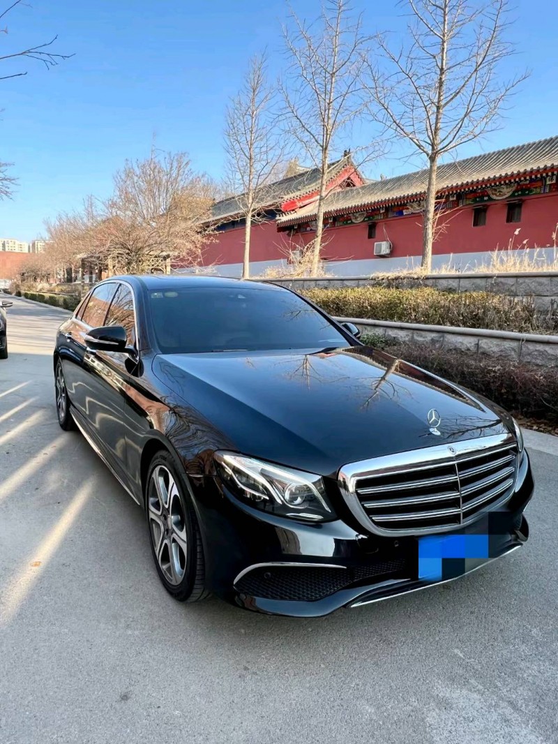 东营17年奔驰E8