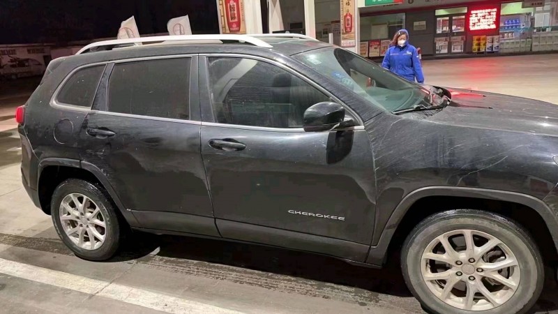 枣庄18年Jeep自由光2