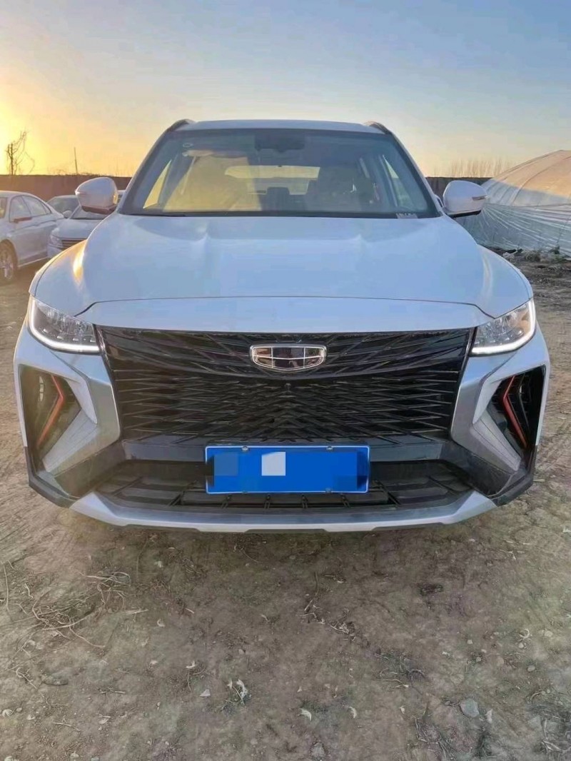 保定22年吉利博越1