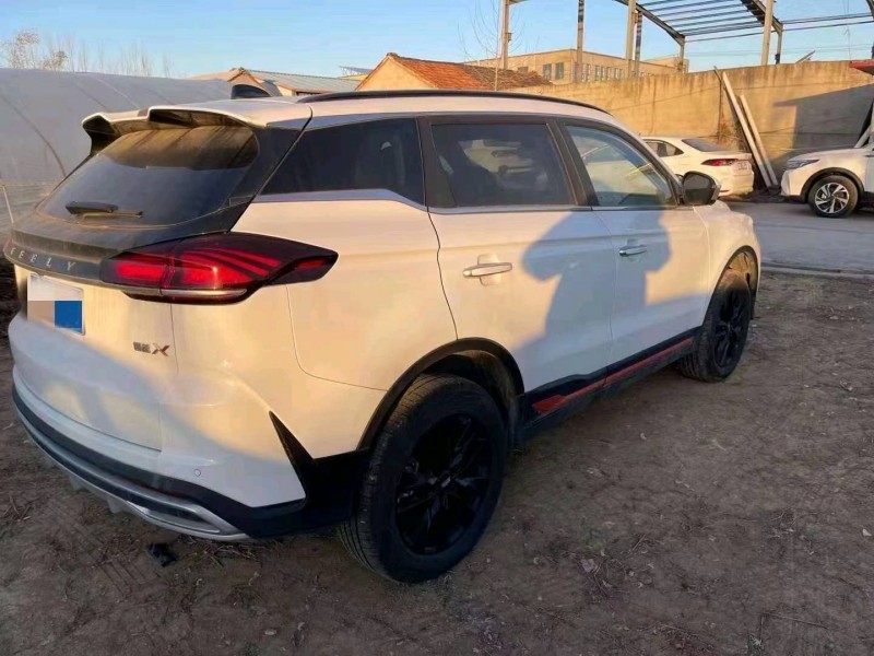 保定22年吉利博越6