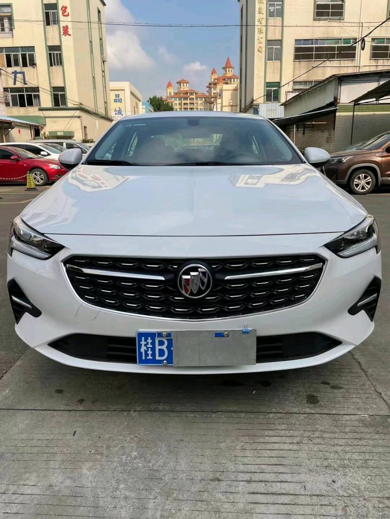 中山22年别克君威1