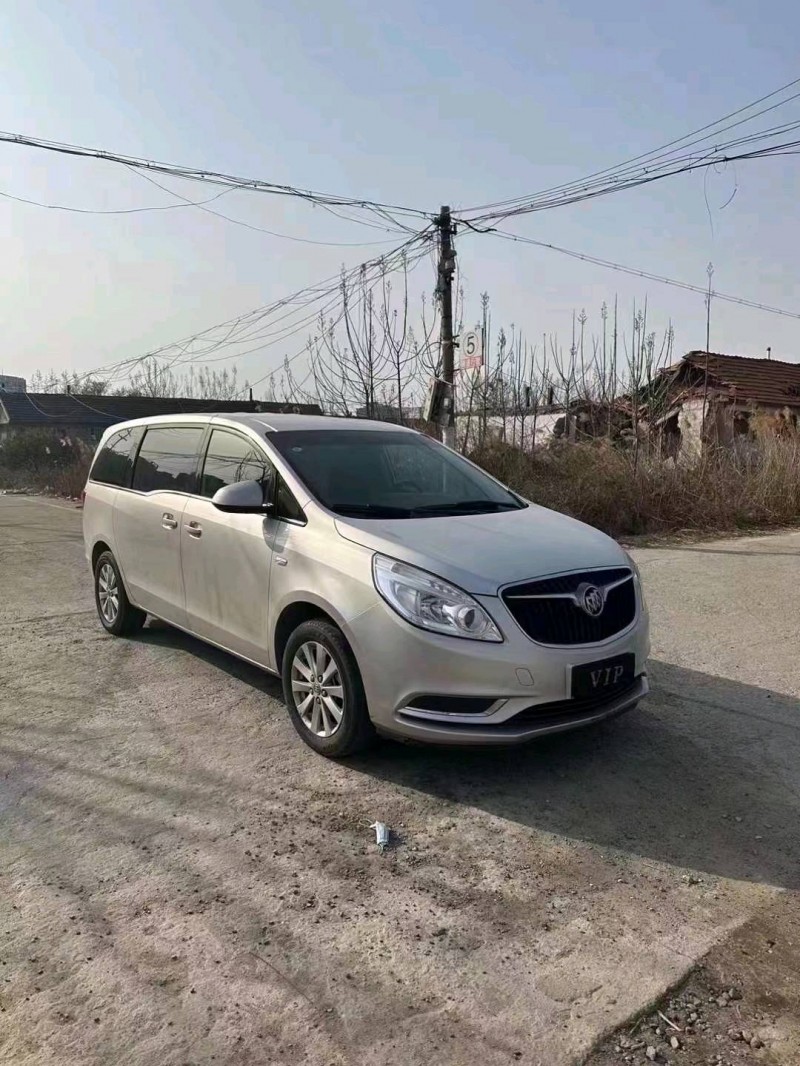 枣庄17年别克GL83