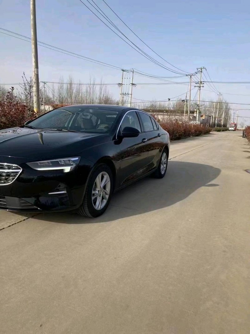 枣庄22年别克君威5