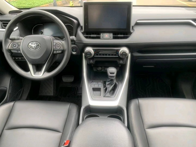 中山22年丰田RAV48