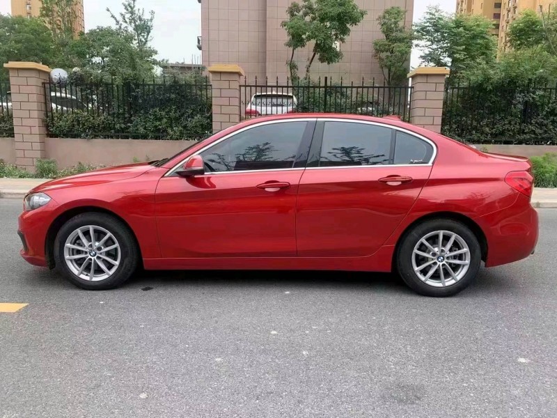 淮南17年宝马1系7