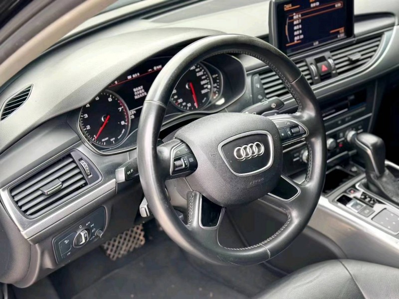 北京17年奥迪A6L8