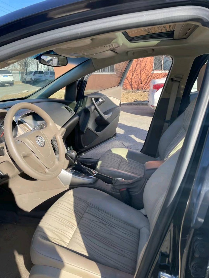 沈阳13年别克英朗GT5