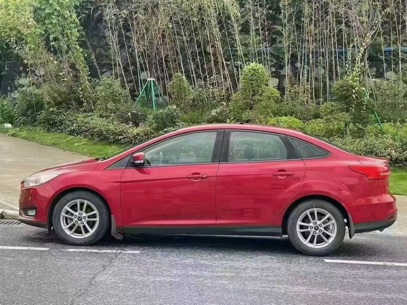 广州16年福特福克斯5