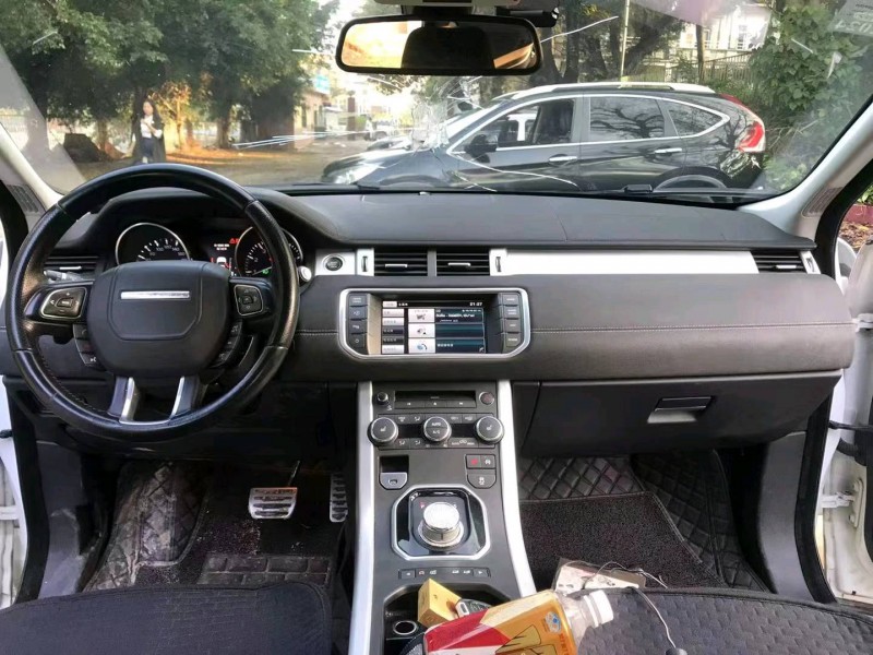 广州14年路虎极光5