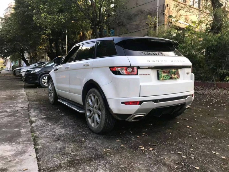 广州14年路虎极光9