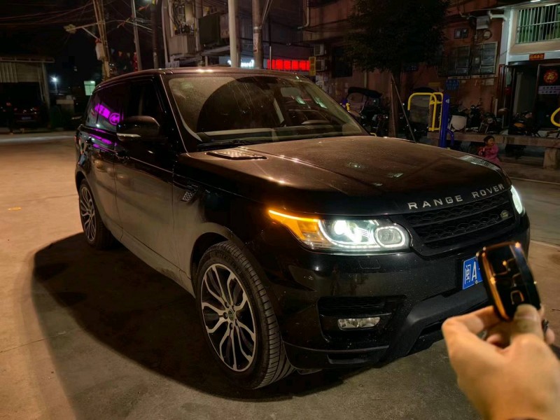 广州15年路虎揽胜运动2