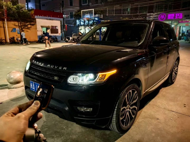 广州15年路虎揽胜运动3