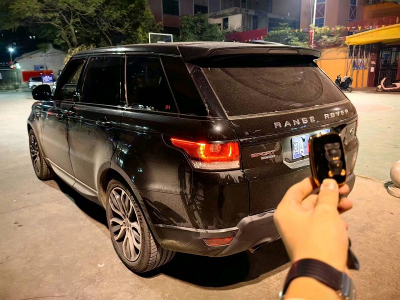 广州15年路虎揽胜运动6