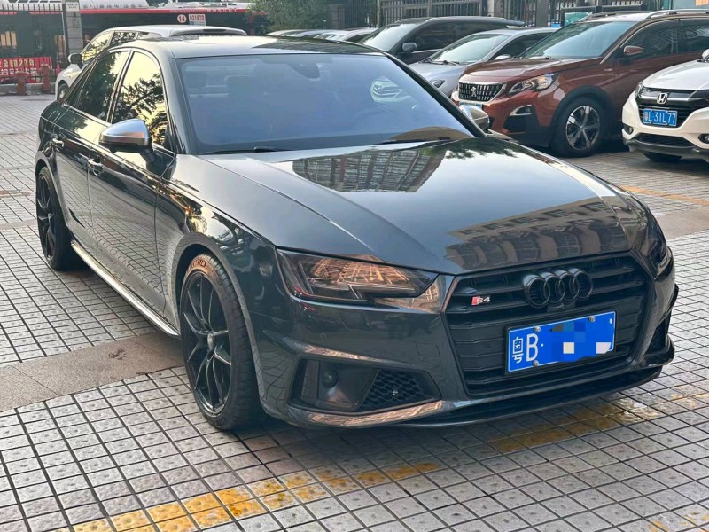 广州19年奥迪S42