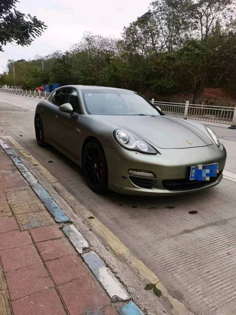 广州11年保时捷帕拉梅拉3