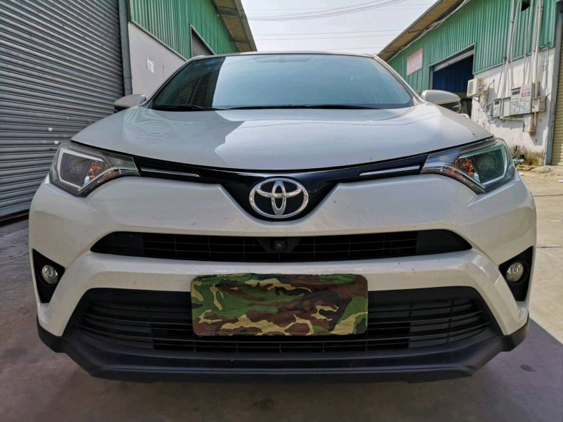 广州19年丰田RAV4荣放1