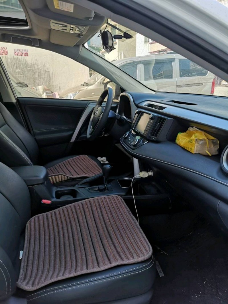 广州19年丰田RAV4荣放6