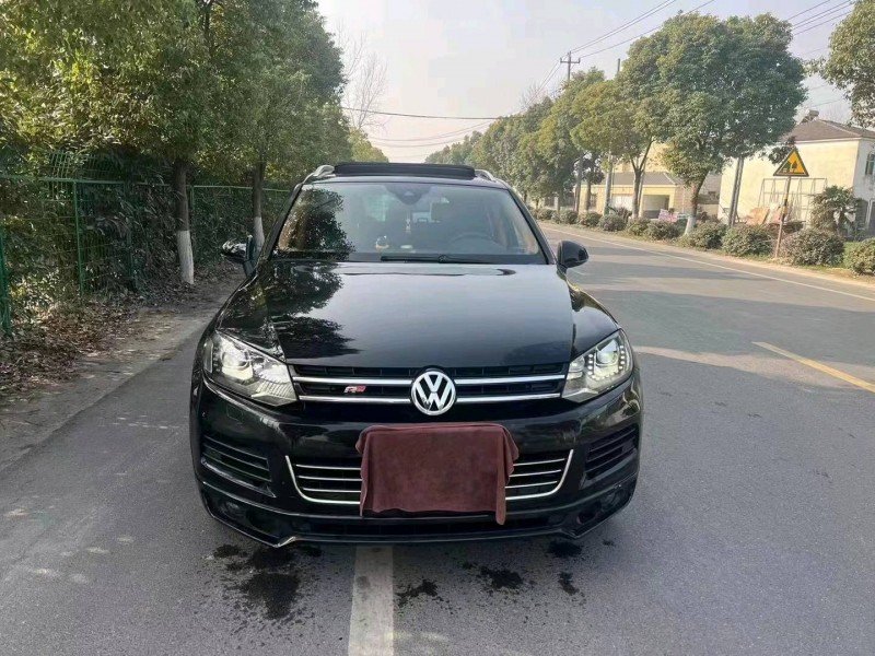 常州12年大众途锐9