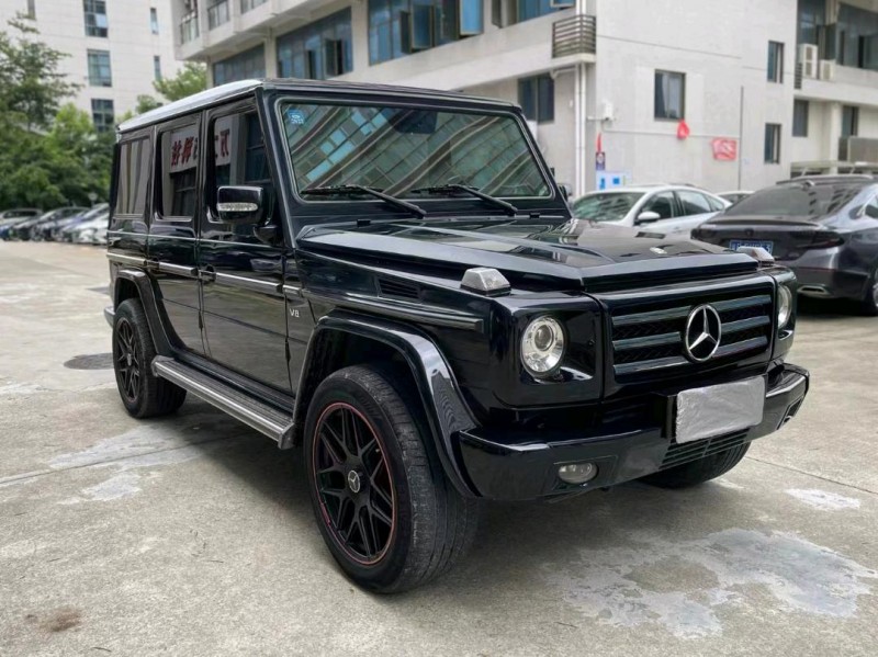 广州11年奔驰G8