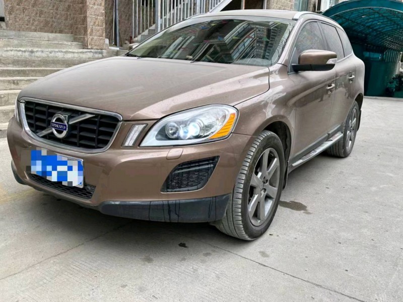枣庄13年沃尔沃XC607